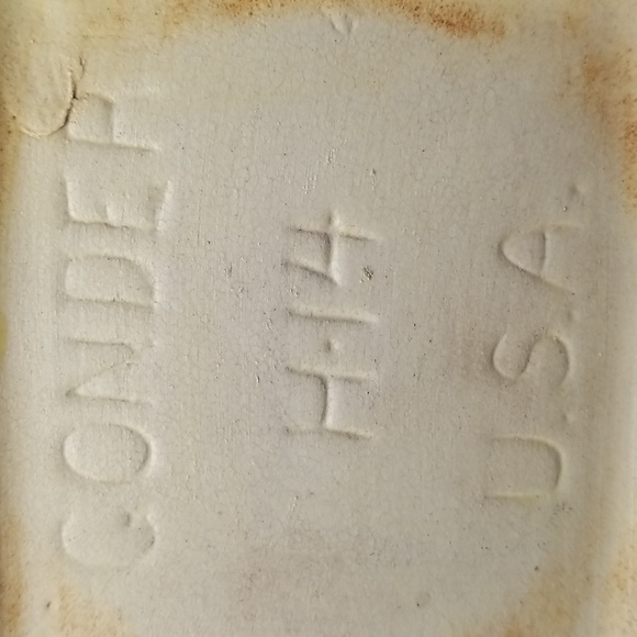 Gonder Pottery Cornucopia Vase Planter - Picture 4 of 15